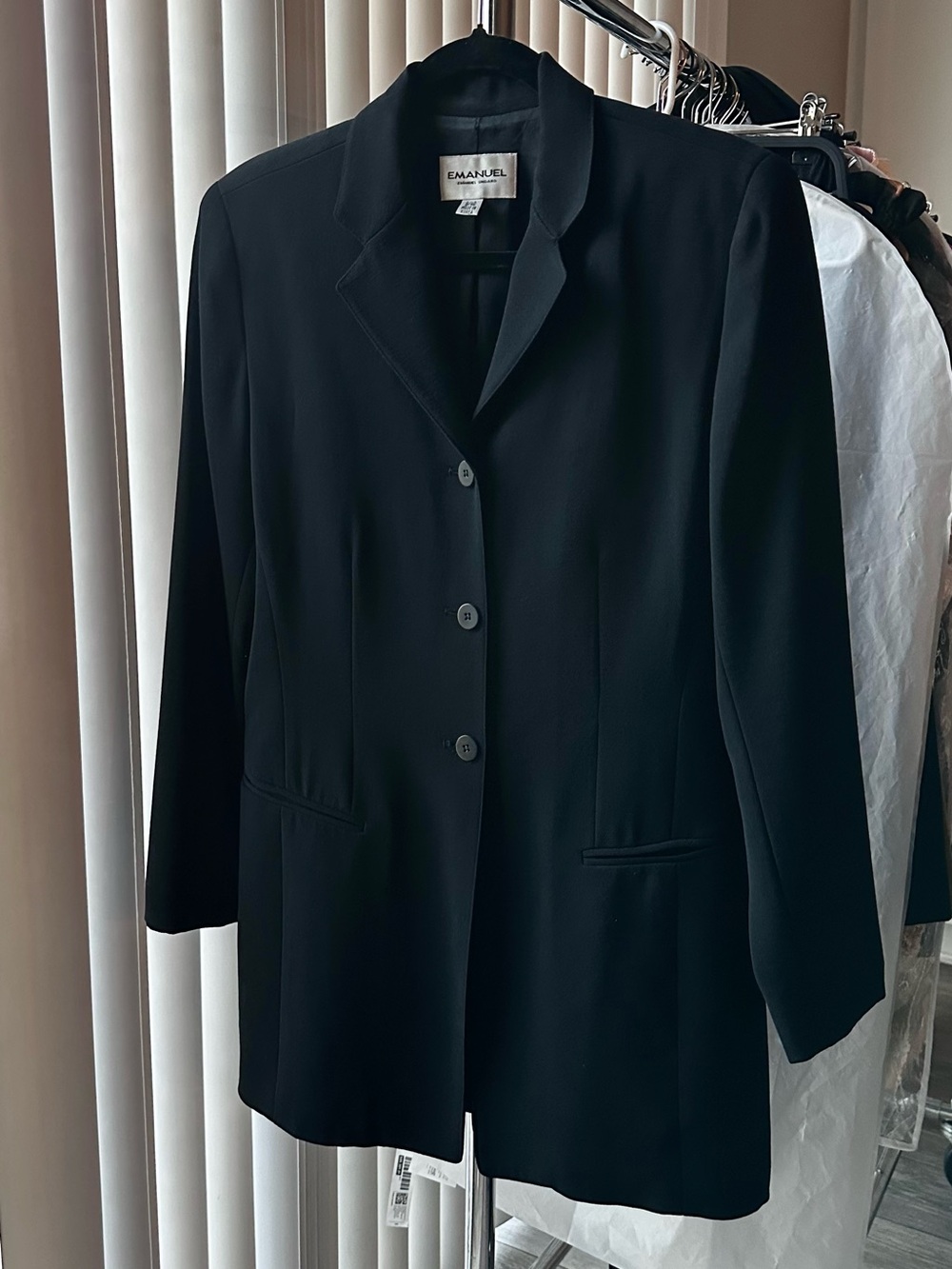 VINTAGE 1990S EMANUEL UNGARO VINTAGE CLASSIC BLACK BLAZER JACKET DESIGNER /SZ 8